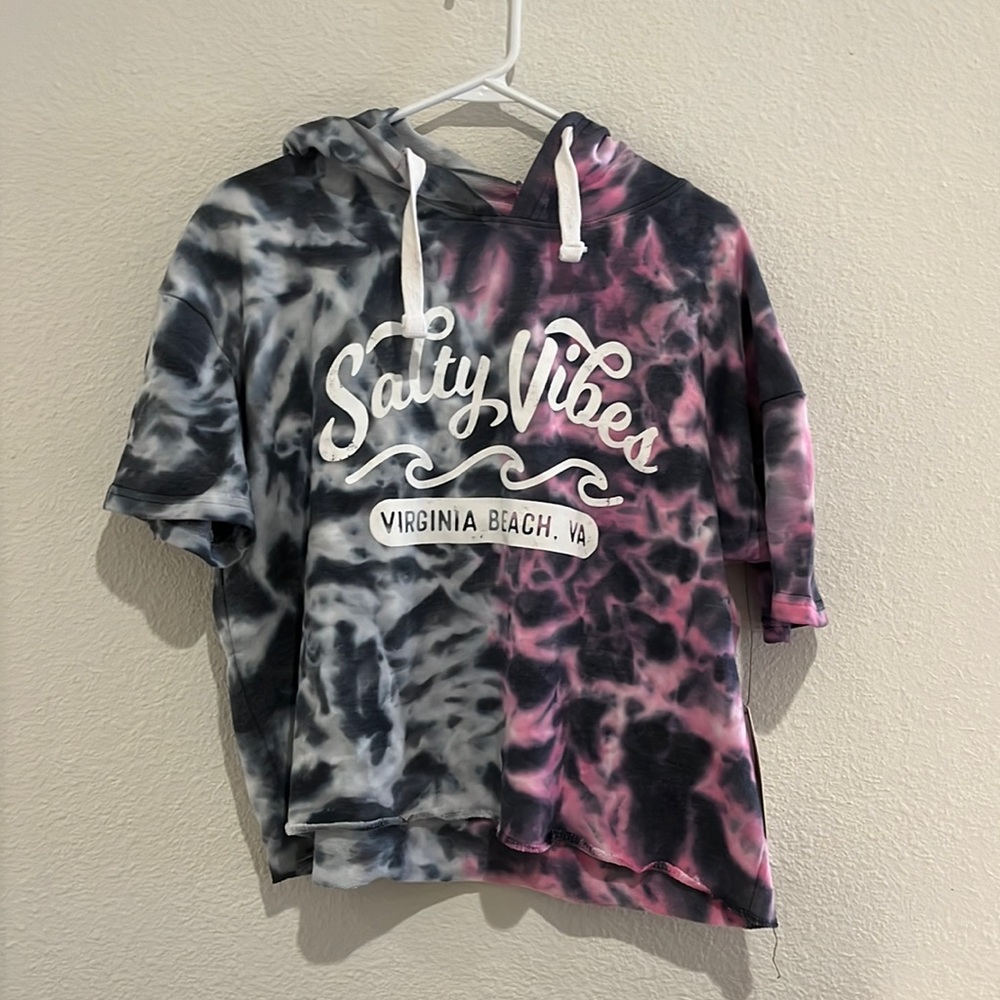 NWT Large Virginia Beach Salty Vibes Tye Dye Top